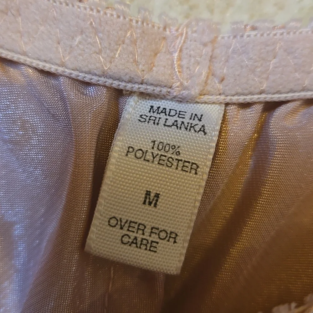 Victoria's Secret Elegant Blush Crushed Velvet/Silky Bottoms Set - Picture 2 of 9